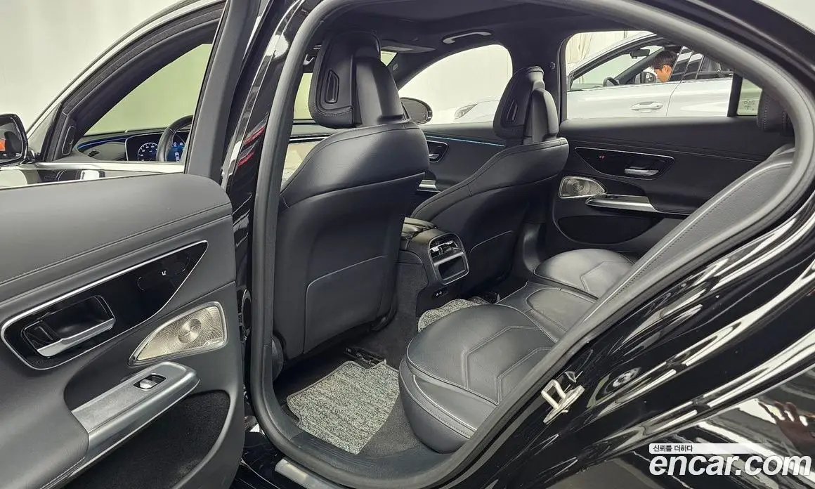 Mercedes-Benz E-Class 2024 2.0 автомат (гидро), фото 16