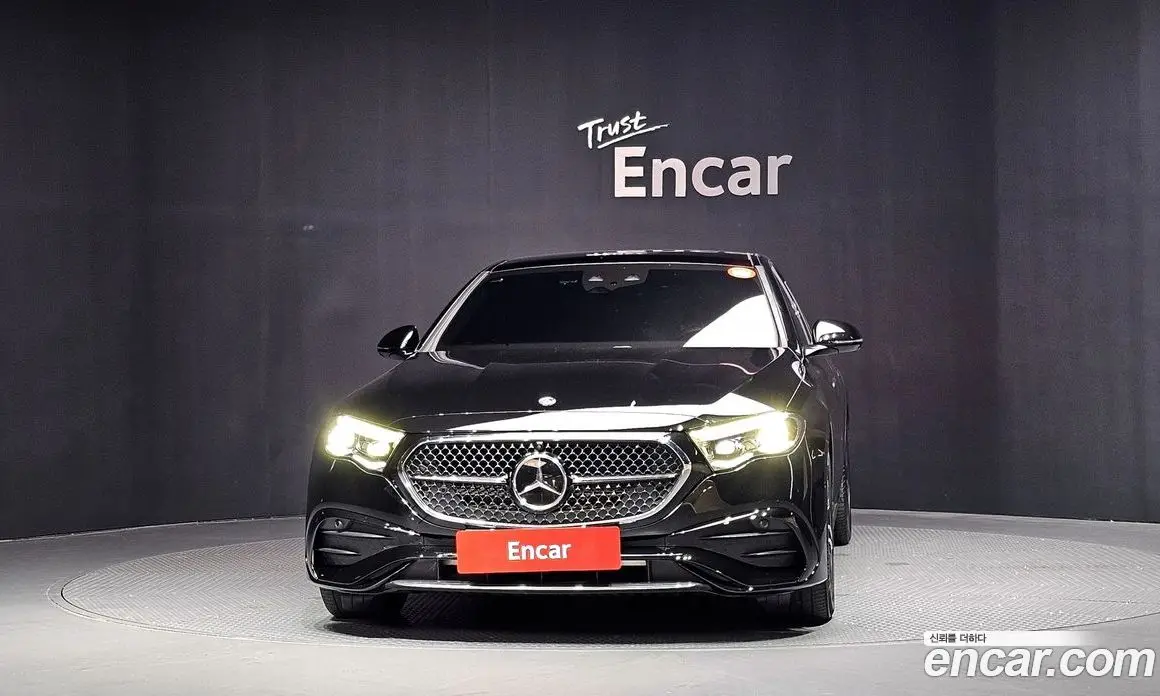 Mercedes-Benz E-Class 2024 2.0 автомат (гидро), фото 3