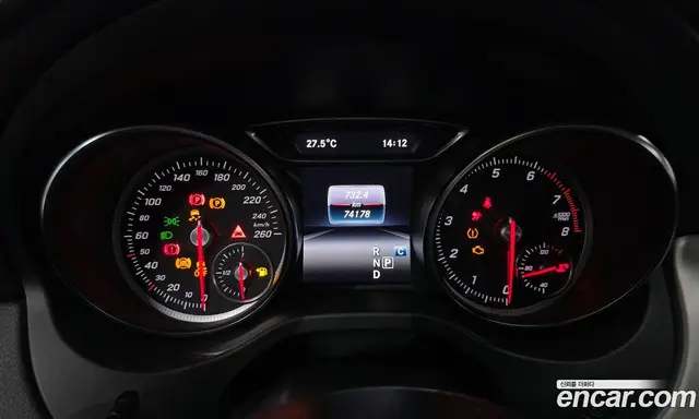 Mercedes-Benz GLA-Class 2018 2.0 автомат (гидро), миниатюра 11 Mercedes-Benz GLA-Class 2018 2.0 автомат (гидро), миниатюра 11