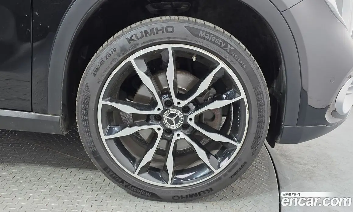Mercedes-Benz GLA-Class 2018 2.0 автомат (гидро), фото 7 Mercedes-Benz GLA-Class 2018 2.0 автомат (гидро), фото 7