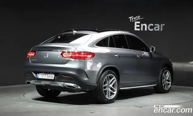 Mercedes-Benz GLE-Class 2018 3.0 автомат (гидро), миниатюра 2