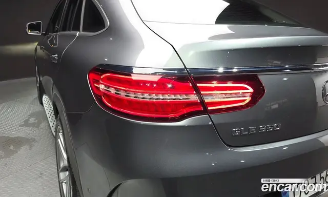 Mercedes-Benz GLE-Class 2018 3.0 автомат (гидро), миниатюра 9