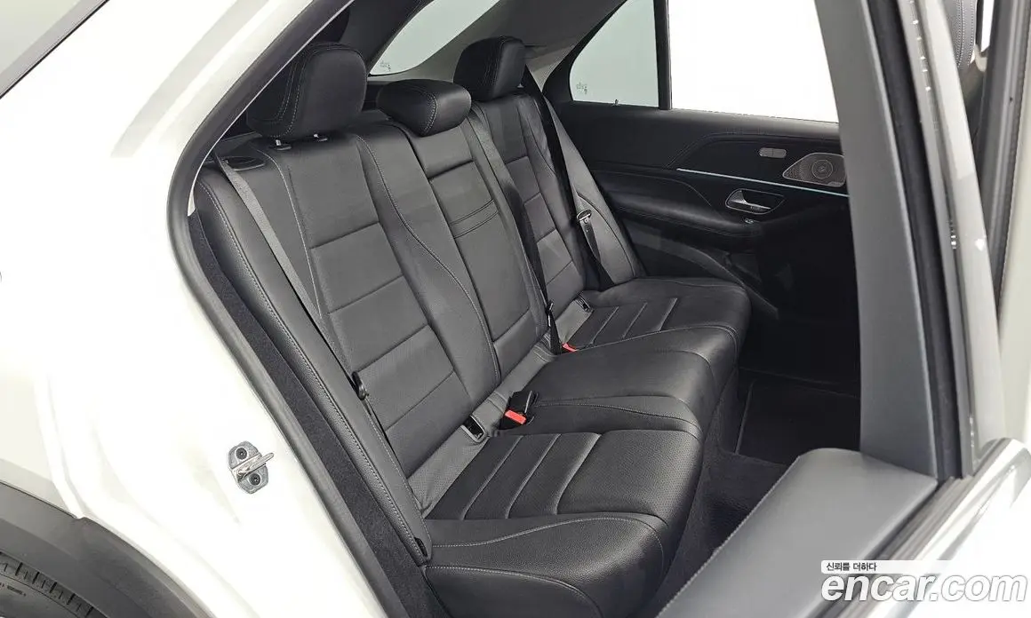 Mercedes-Benz GLE-Class 2025 2.0 автомат (гидро), фото 17