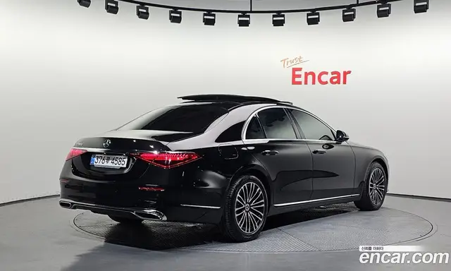 Mercedes-Benz S-Class 2022 2.9 автомат (гидро), миниатюра 2