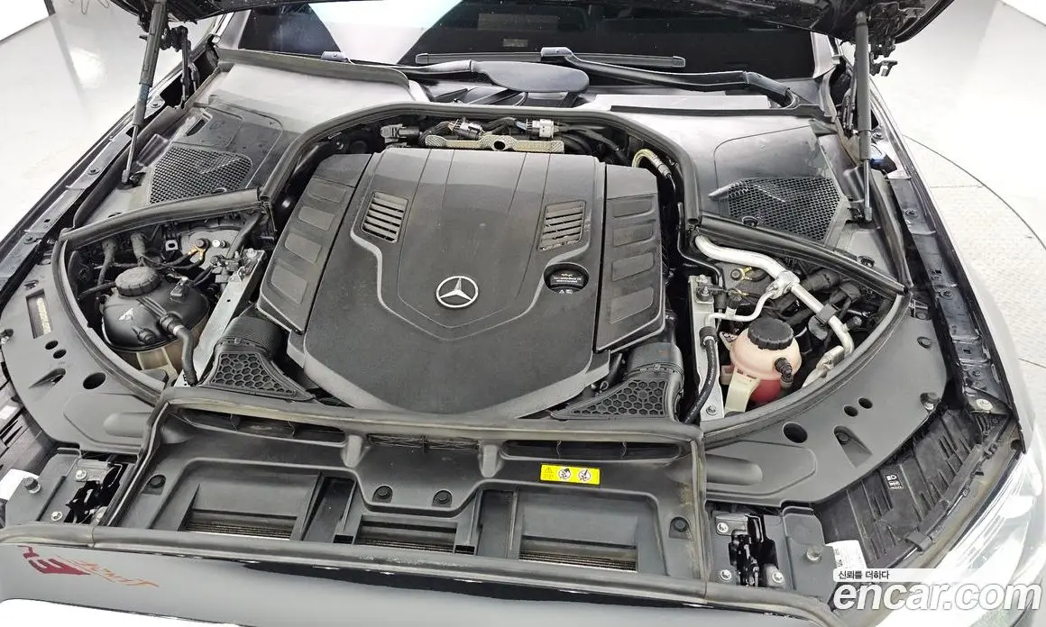 Mercedes-Benz S-Class 2023 4.0 автомат (гидро), фото 6