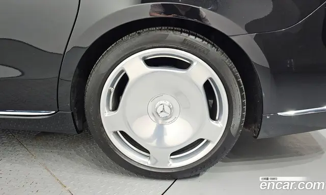 Mercedes-Benz S-Class 2023 4.0 автомат (гидро), миниатюра 7