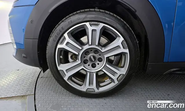 Mini Countryman 2023 2.0 автомат (гидро), миниатюра 5