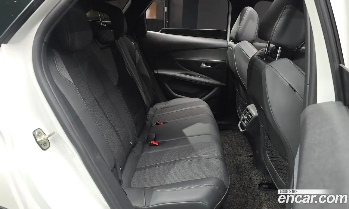 Peugeot 3008 2019 1.5 автомат (гидро), фото 16 Peugeot 3008 2019 1.5 автомат (гидро), фото 16