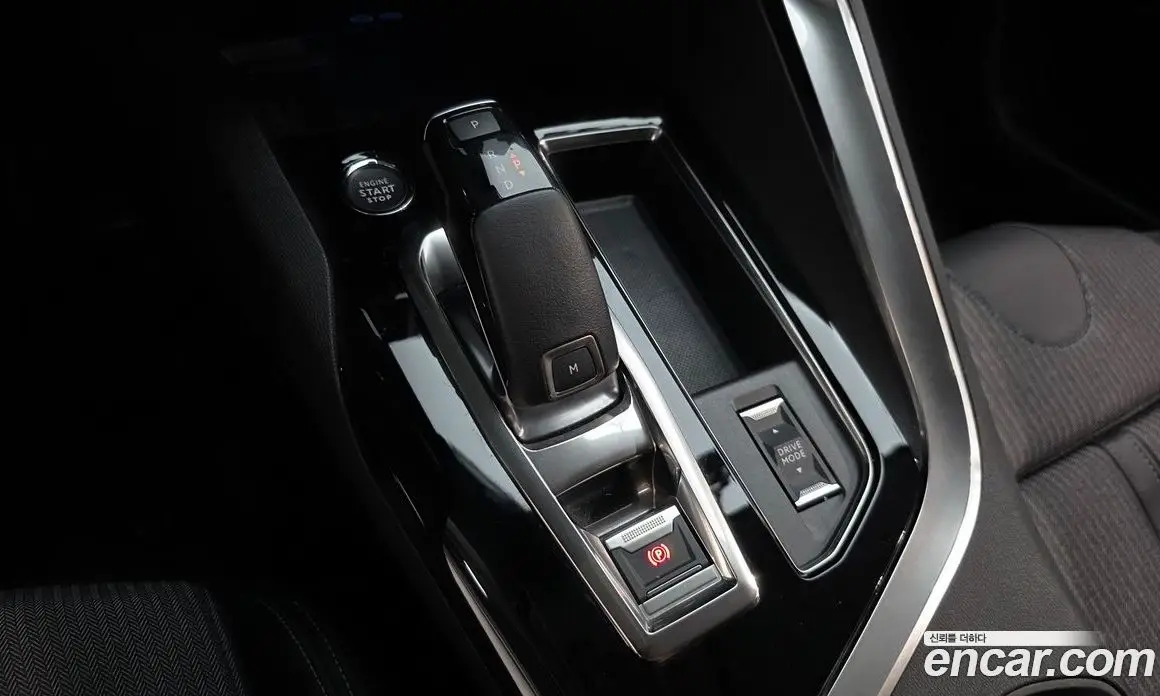 Peugeot 5008 2022 1.2 автомат (гидро), фото 12 Peugeot 5008 2022 1.2 автомат (гидро), фото 12