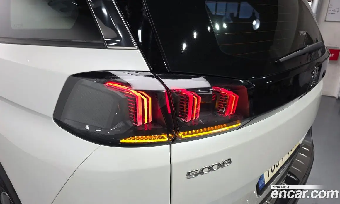 Peugeot 5008 2022 1.2 автомат (гидро), фото 9 Peugeot 5008 2022 1.2 автомат (гидро), фото 9