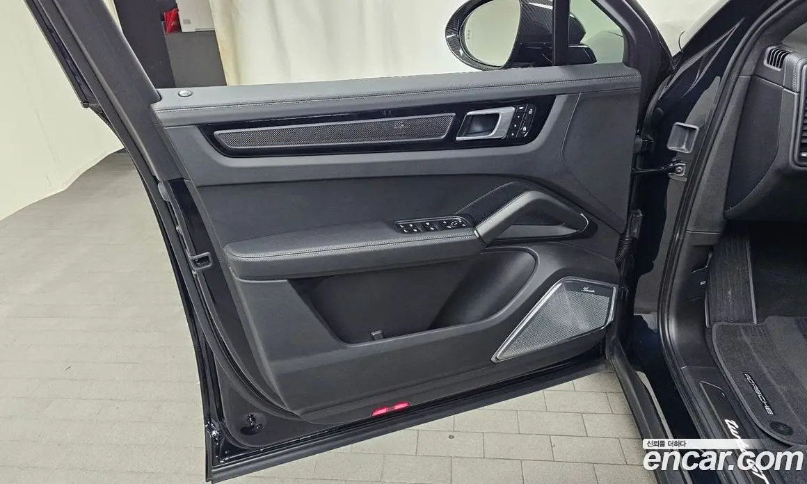 Porsche Cayenne 2022 4.0 автомат (гидро), фото 14 Porsche Cayenne 2022 4.0 автомат (гидро), фото 14