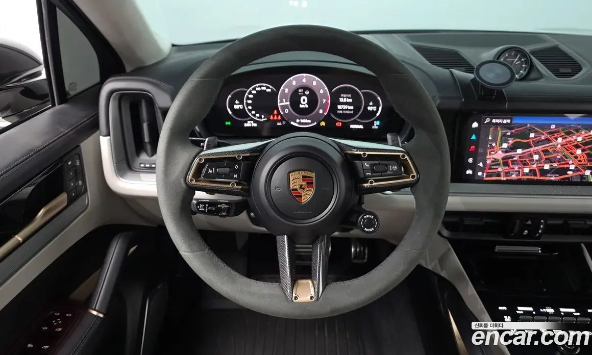 Porsche Cayenne 2024 3.0 автомат (гидро), фото 18