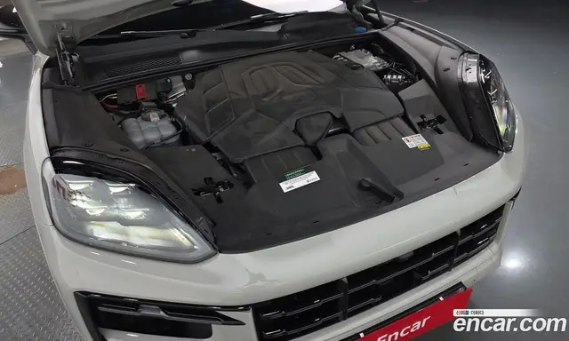 Porsche Cayenne 2024 3.0 автомат (гидро), миниатюра 5