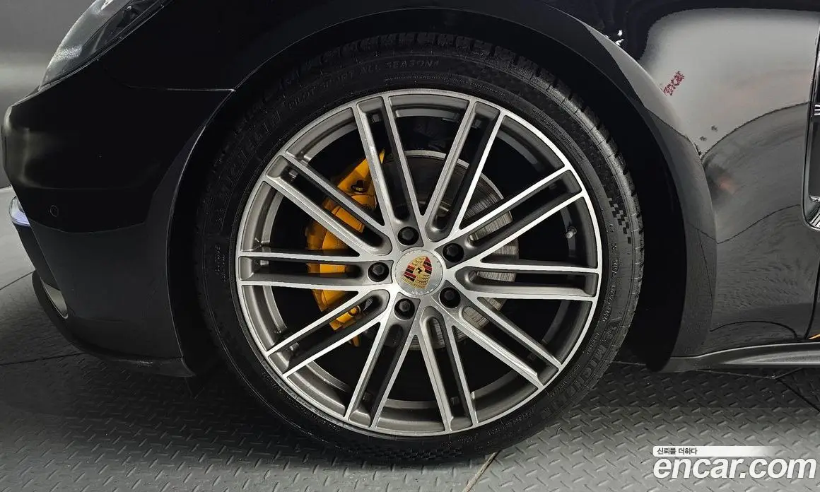 Porsche Panamera 2018 3.0 автомат (гидро), фото 5 Porsche Panamera 2018 3.0 автомат (гидро), фото 5