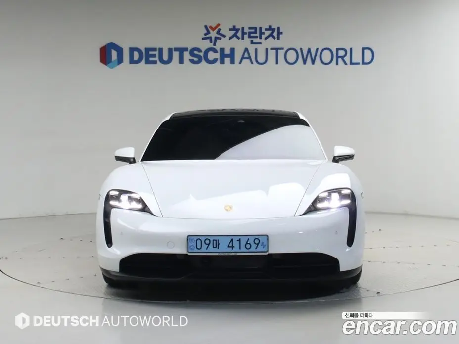 Porsche Taycan 2023 автомат (гидро), фото 3 Porsche Taycan 2023 автомат (гидро), фото 3