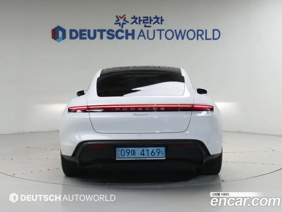 Porsche Taycan 2023 автомат (гидро), фото 4 Porsche Taycan 2023 автомат (гидро), фото 4