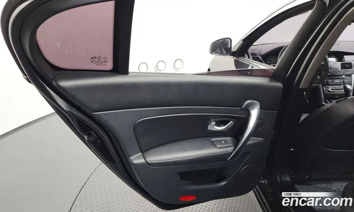 Renault (Samsung) SM5 2013 2.0 автомат (гидро), фото 15 Renault (Samsung) SM5 2013 2.0 автомат (гидро), фото 15