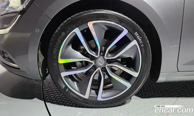 Renault (Samsung) SM6 2016 1.6 автомат (гидро), миниатюра 5 Renault (Samsung) SM6 2016 1.6 автомат (гидро), миниатюра 5