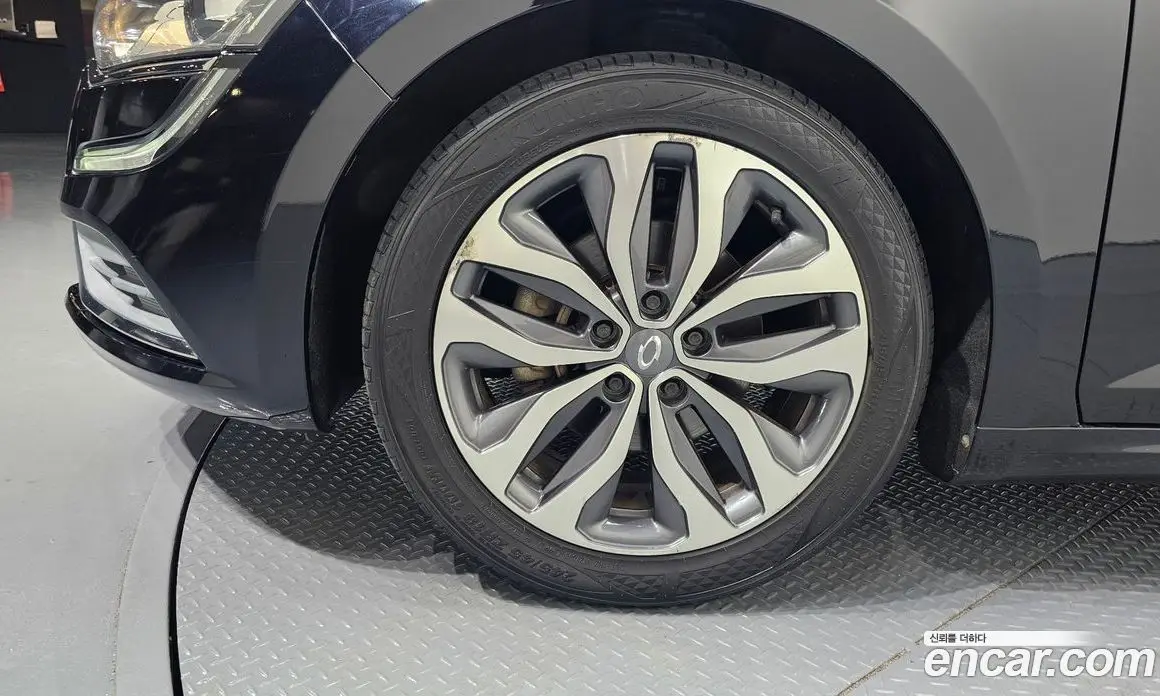 Renault (Samsung) SM6 2016 2.0 автомат (гидро), фото 5 Renault (Samsung) SM6 2016 2.0 автомат (гидро), фото 5