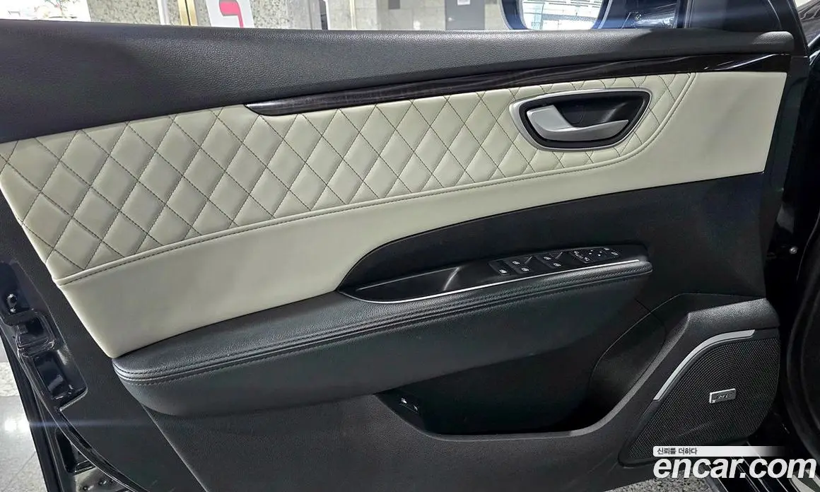 Renault (Samsung) SM6 2017 2.0 автомат (гидро), фото 13 Renault (Samsung) SM6 2017 2.0 автомат (гидро), фото 13