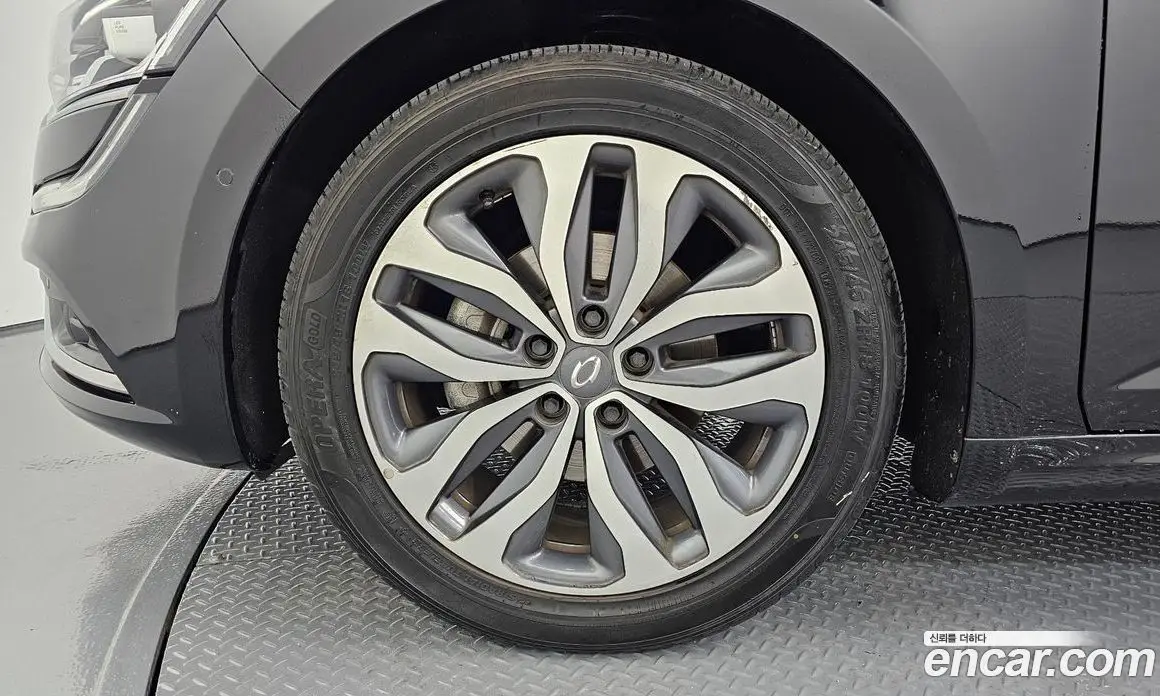Renault (Samsung) SM6 2017 2.0 автомат (гидро), фото 5 Renault (Samsung) SM6 2017 2.0 автомат (гидро), фото 5