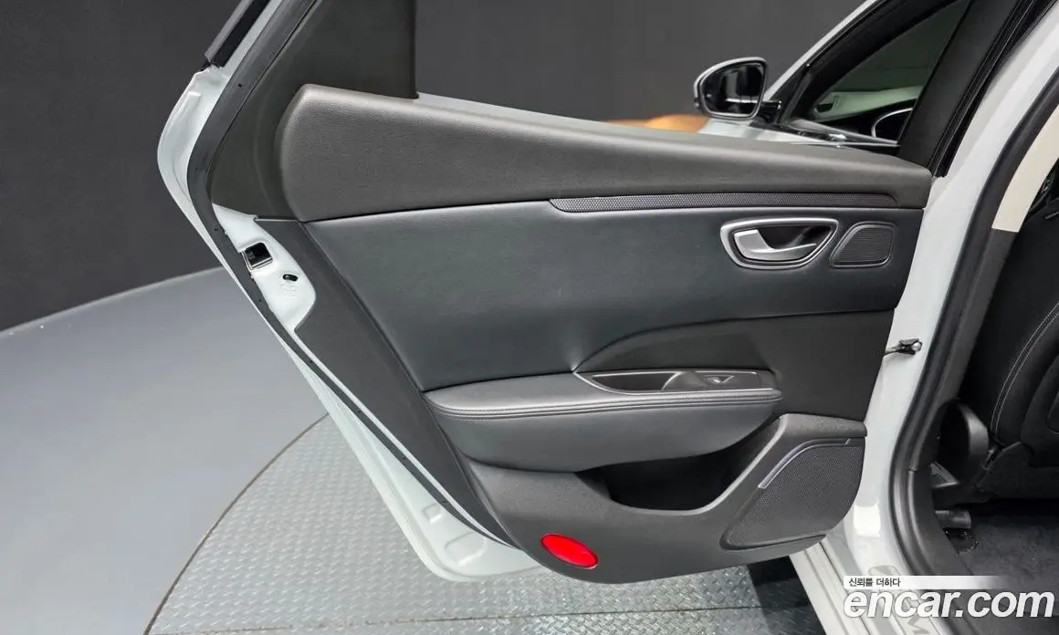 Renault (Samsung) SM6 2018 2.0 автомат (гидро), фото 15 Renault (Samsung) SM6 2018 2.0 автомат (гидро), фото 15