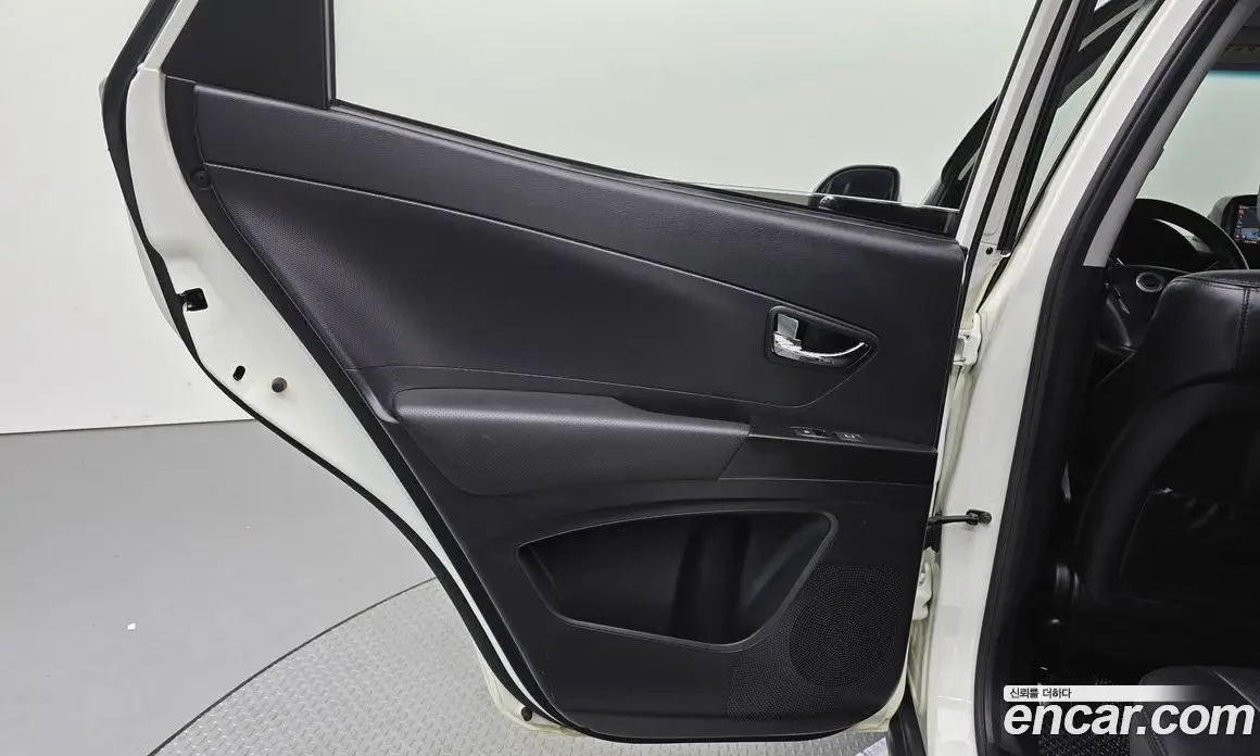 SsangYong Korando 2013 2.0 автомат (гидро), фото 15