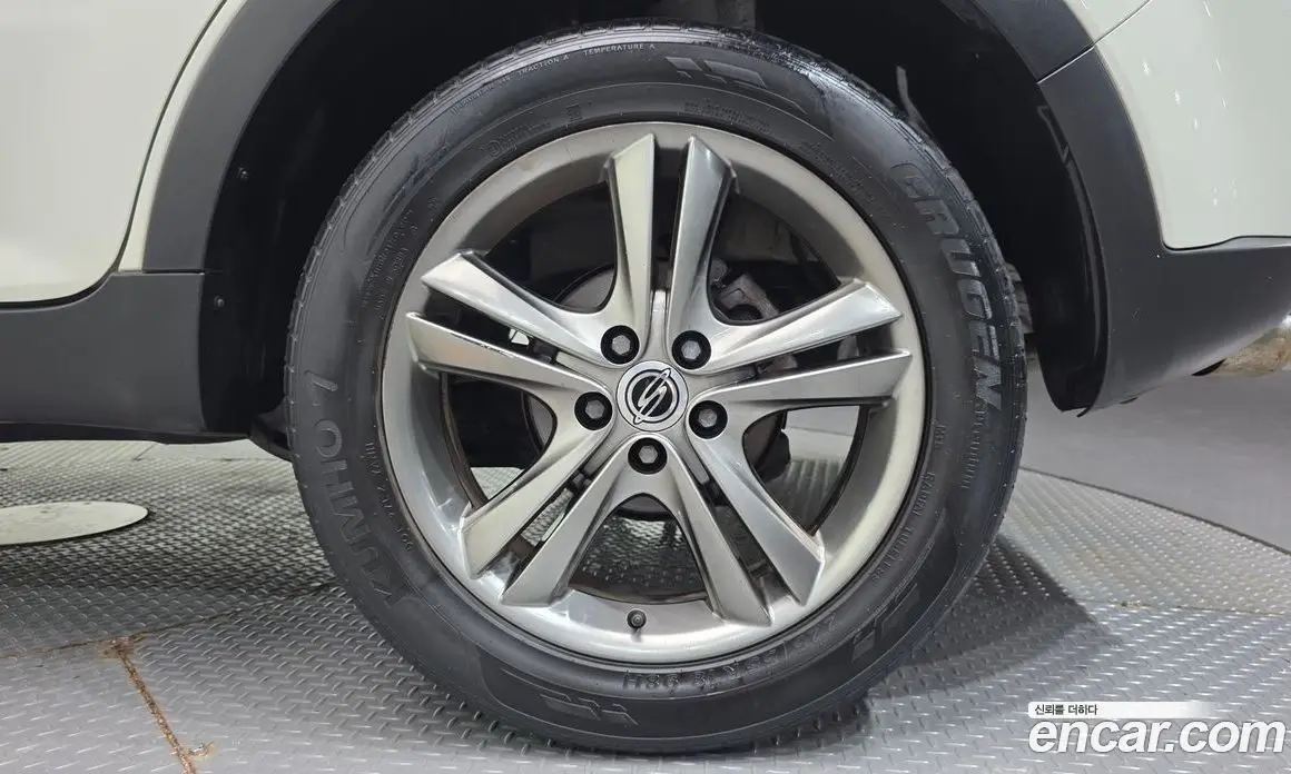 SsangYong Korando 2013 2.0 автомат (гидро), фото 5