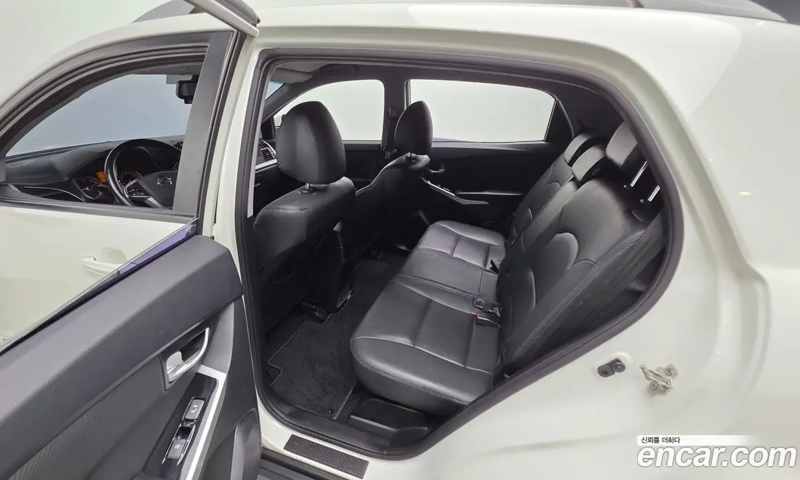 SsangYong Korando 2017 2.2 автомат (гидро), фото 16