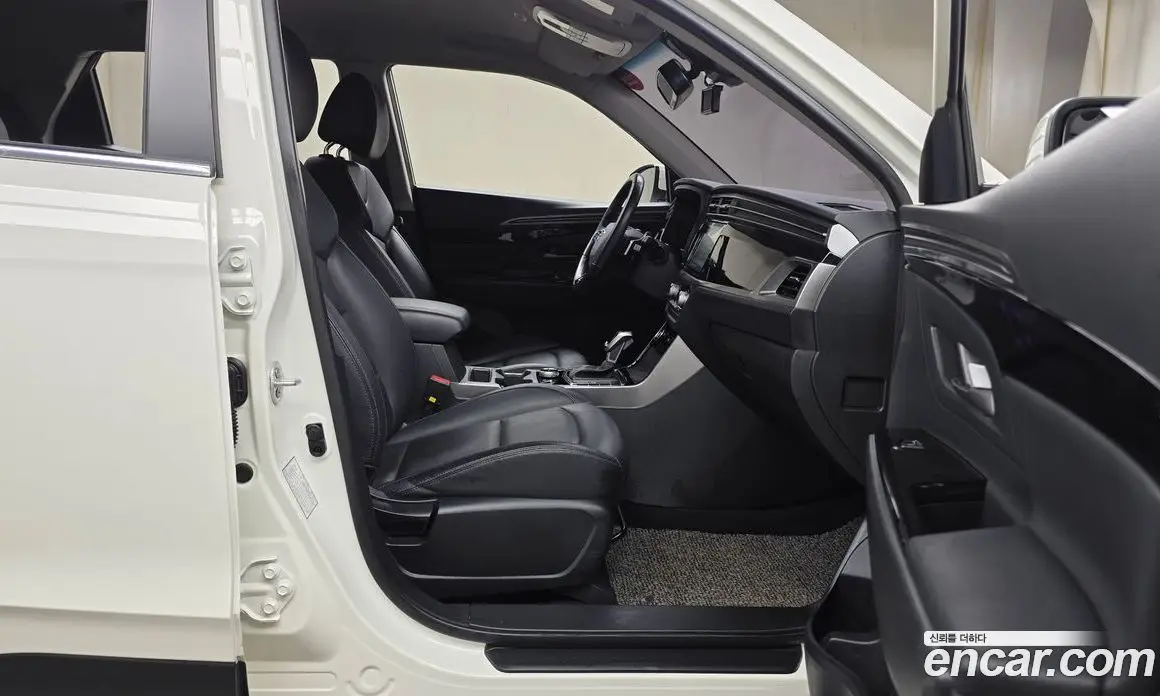 SsangYong Korando 2021 1.5 автомат (гидро), фото 16