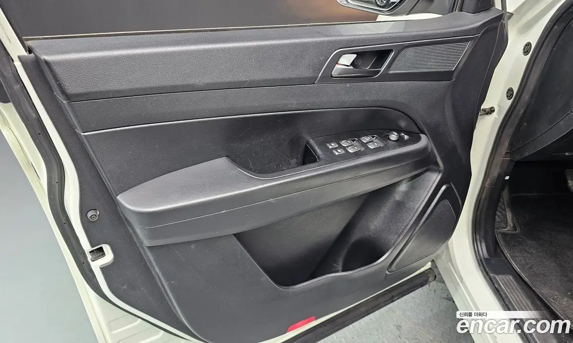 SsangYong Rexton 2022 2.2 автомат (гидро), фото 14