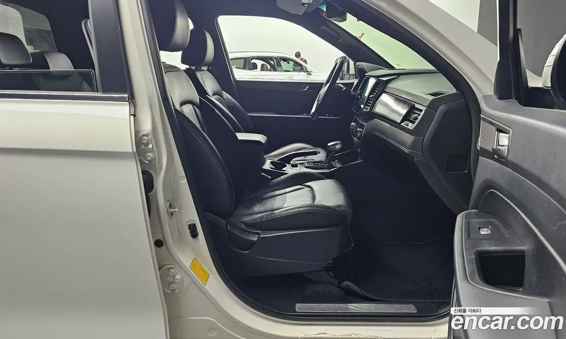 SsangYong Rexton 2022 2.2 автомат (гидро), фото 16