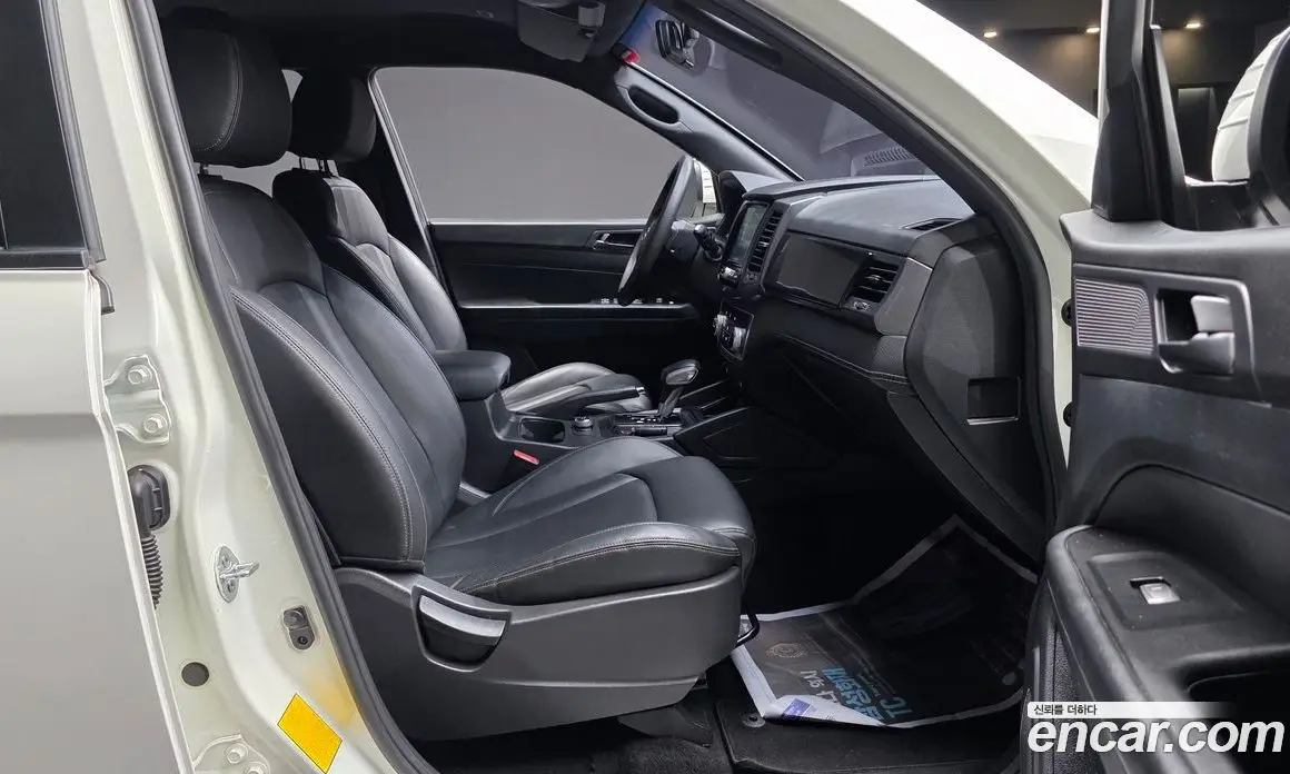 SsangYong Rexton 2022 2.2 автомат (гидро), фото 16