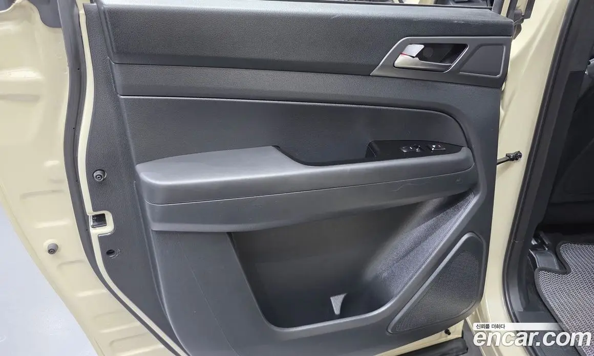 SsangYong Rexton 2023 2.2 автомат (гидро), фото 15