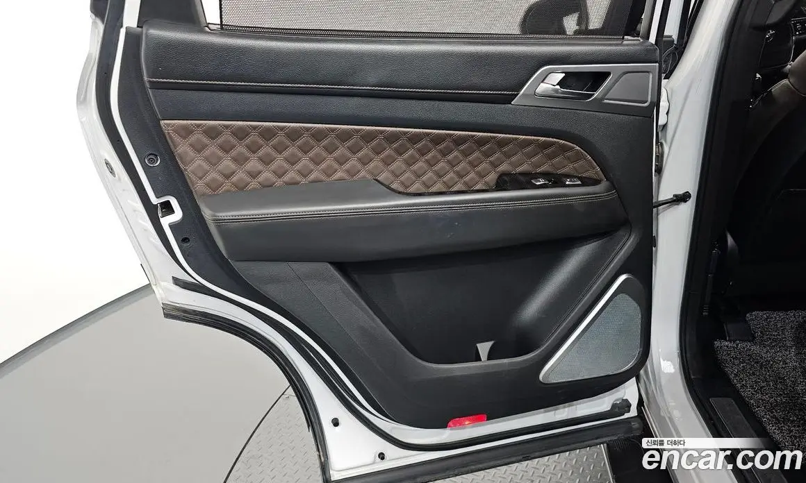 SsangYong Rexton 2023 2.2 автомат (гидро), фото 15