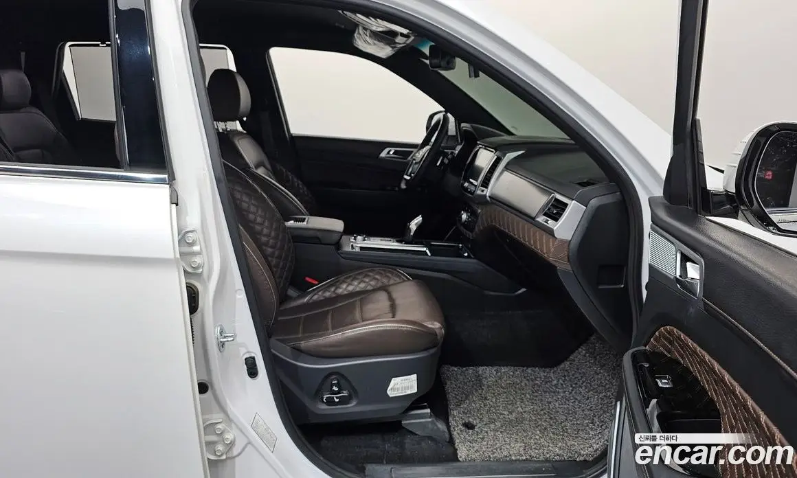 SsangYong Rexton 2023 2.2 автомат (гидро), фото 16