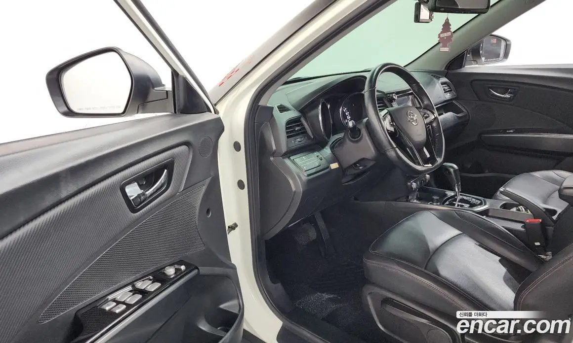 SsangYong TIBOLI 2016 1.6 автомат (гидро), фото 13 SsangYong TIBOLI 2016 1.6 автомат (гидро), фото 13
