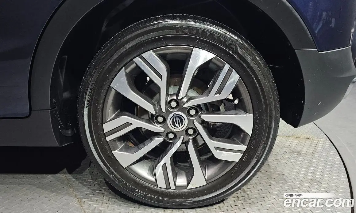 SsangYong TIBOLI 2018 1.6 автомат (гидро), фото 7 SsangYong TIBOLI 2018 1.6 автомат (гидро), фото 7