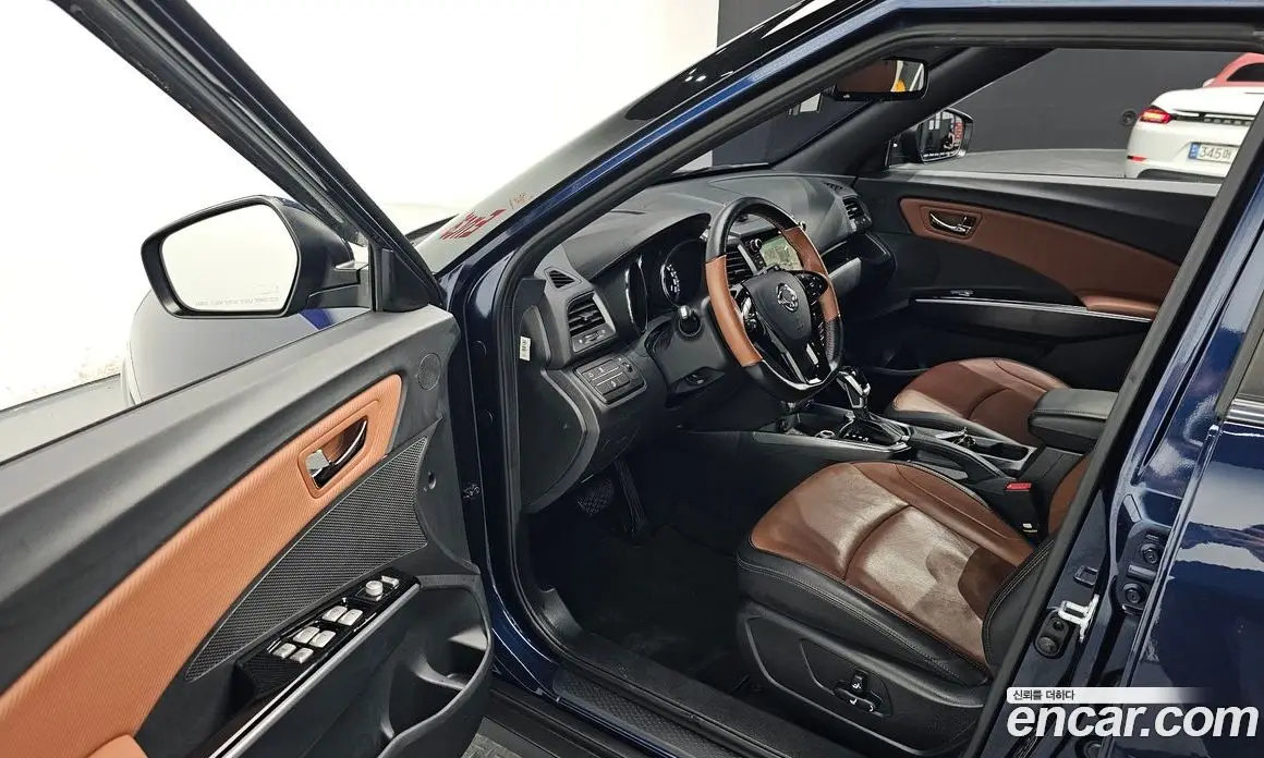 SsangYong TIBOLI 2019 1.6 автомат (гидро), фото 13