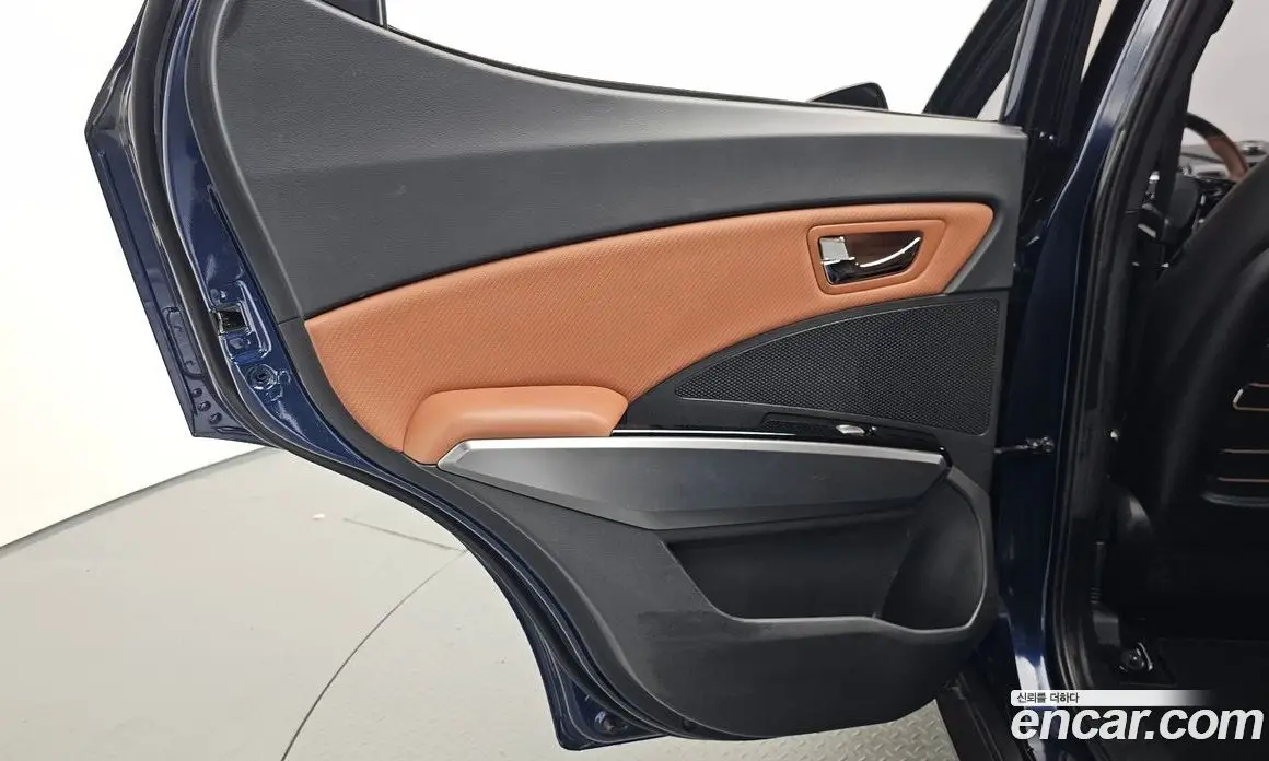 SsangYong TIBOLI 2019 1.6 автомат (гидро), фото 15