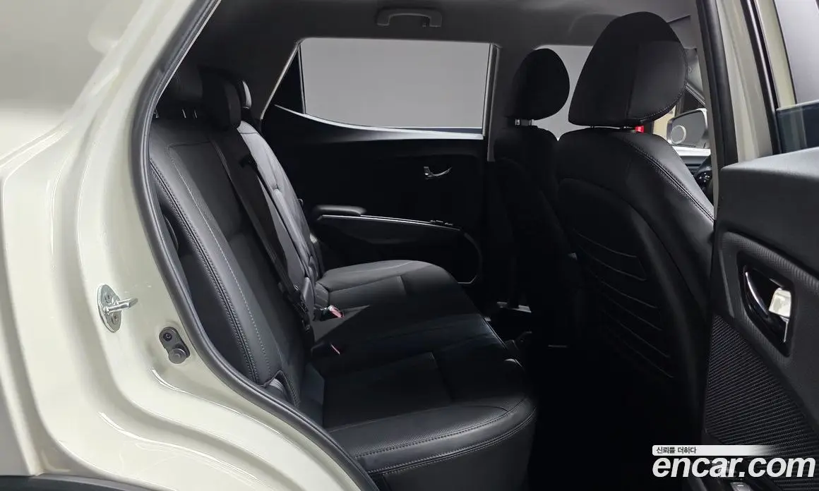 SsangYong TIBOLI 2022 1.5 автомат (гидро), фото 17