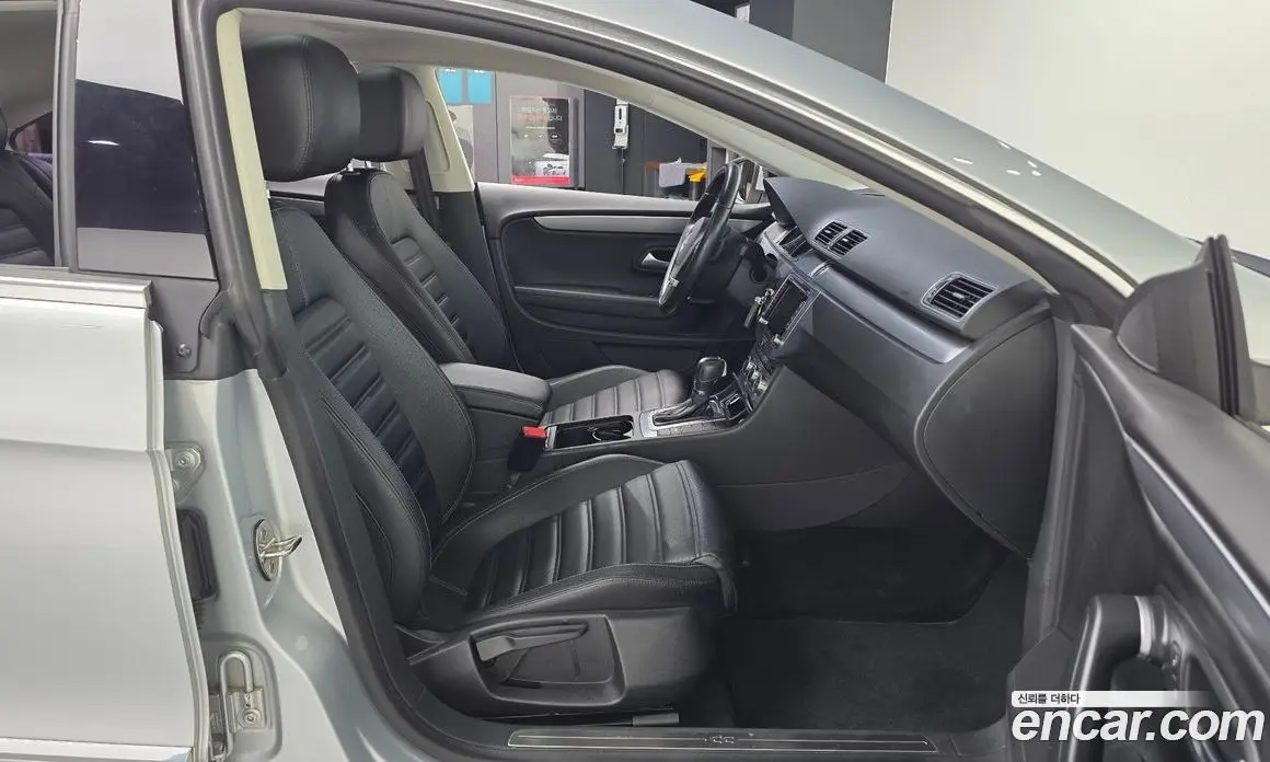 Volkswagen CC 2014 2.0 автомат (гидро), фото 16 Volkswagen CC 2014 2.0 автомат (гидро), фото 16