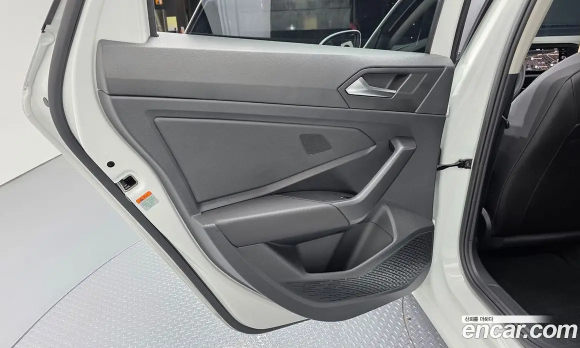 Volkswagen Jetta 2024 1.5 автомат (гидро), фото 15 Volkswagen Jetta 2024 1.5 автомат (гидро), фото 15