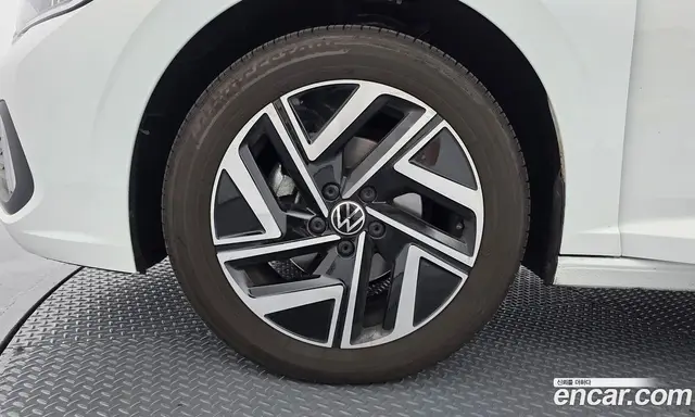 Volkswagen Jetta 2024 1.5 автомат (гидро), миниатюра 5 Volkswagen Jetta 2024 1.5 автомат (гидро), миниатюра 5