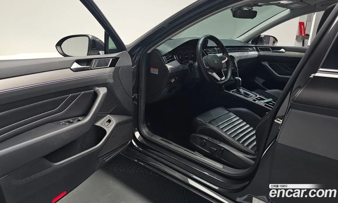 Volkswagen Passat 2022 2.0 автомат (гидро), фото 12 Volkswagen Passat 2022 2.0 автомат (гидро), фото 12