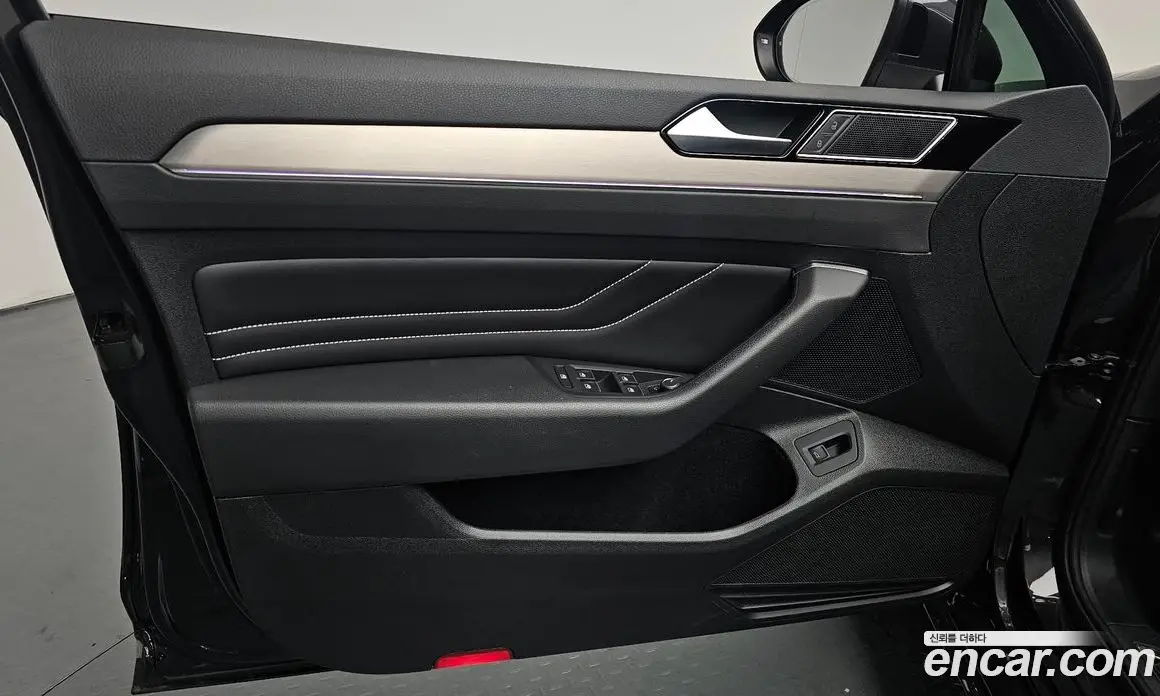 Volkswagen Passat 2022 2.0 автомат (гидро), фото 13 Volkswagen Passat 2022 2.0 автомат (гидро), фото 13