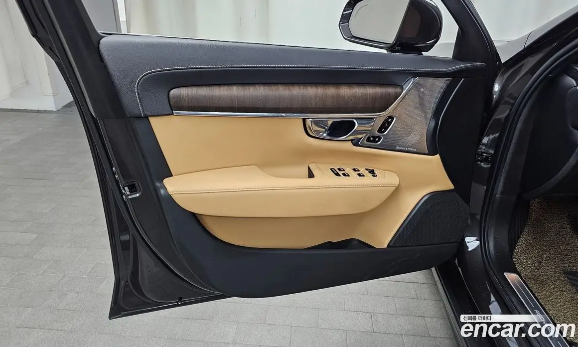 Volvo S90 2021 2.0 автомат (гидро), фото 14 Volvo S90 2021 2.0 автомат (гидро), фото 14