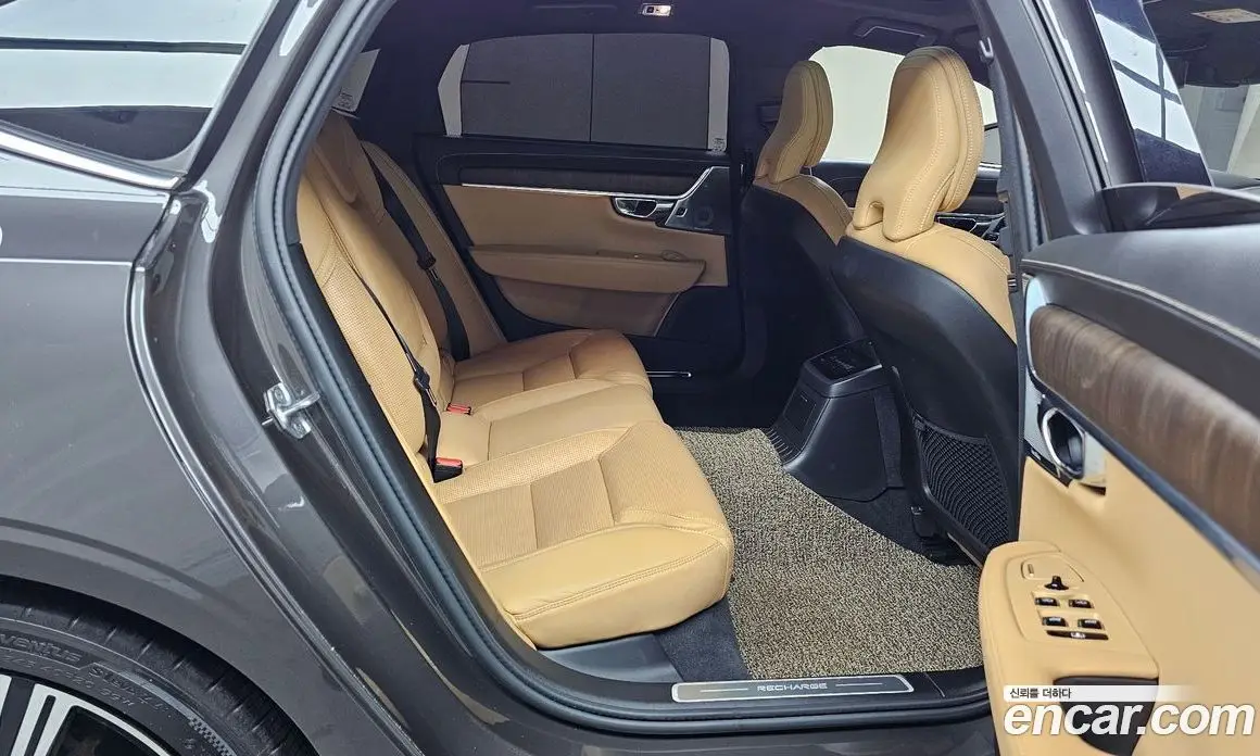 Volvo S90 2021 2.0 автомат (гидро), фото 18 Volvo S90 2021 2.0 автомат (гидро), фото 18