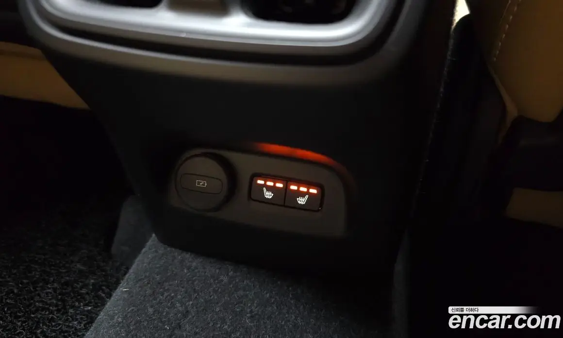 Volvo XC40 2022 2.0 автомат (гидро), фото 19 Volvo XC40 2022 2.0 автомат (гидро), фото 19