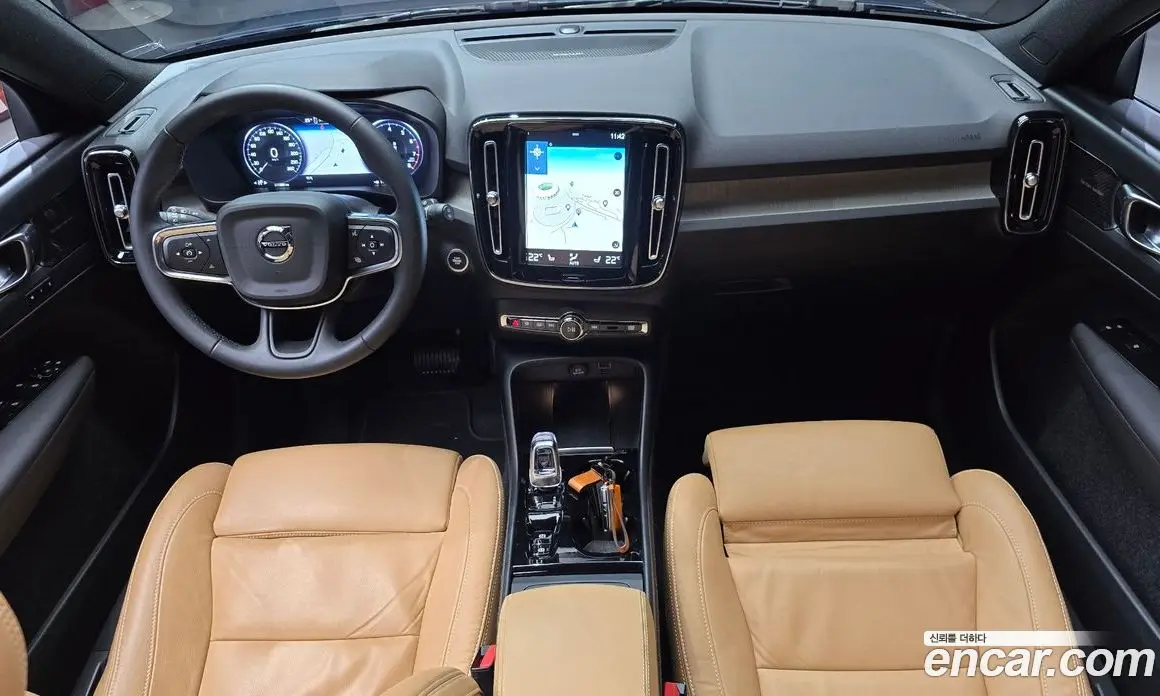 Volvo XC40 2022 2.0 автомат (гидро), фото 10 Volvo XC40 2022 2.0 автомат (гидро), фото 10